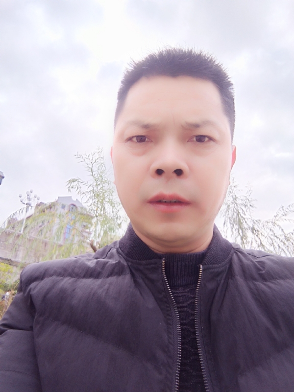随缘的第一张照片--南平中老年相亲网