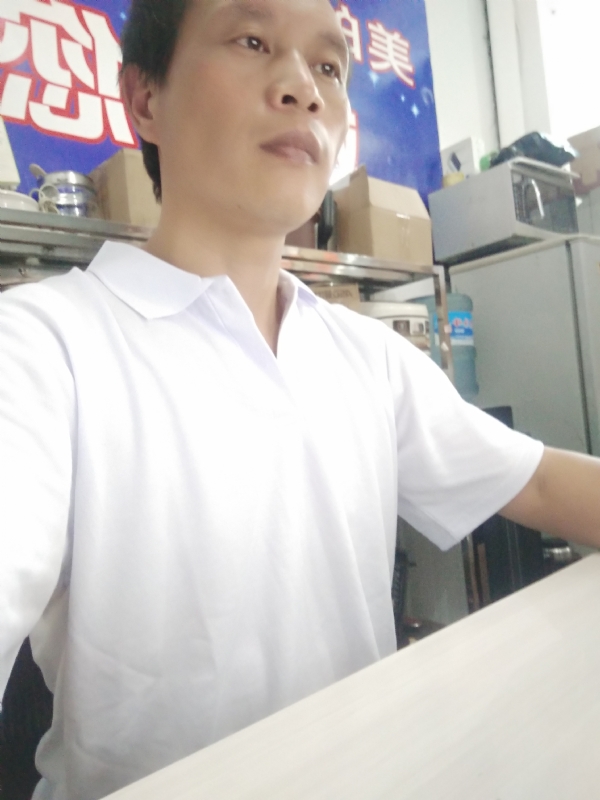 深蓝色的海的第一张照片--南平中老年相亲网